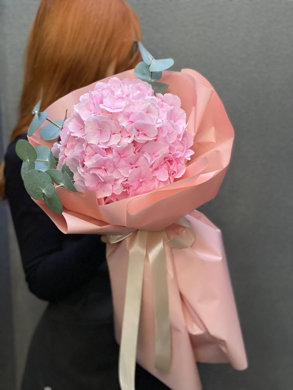 Bouquet of hydrangea "Chic"