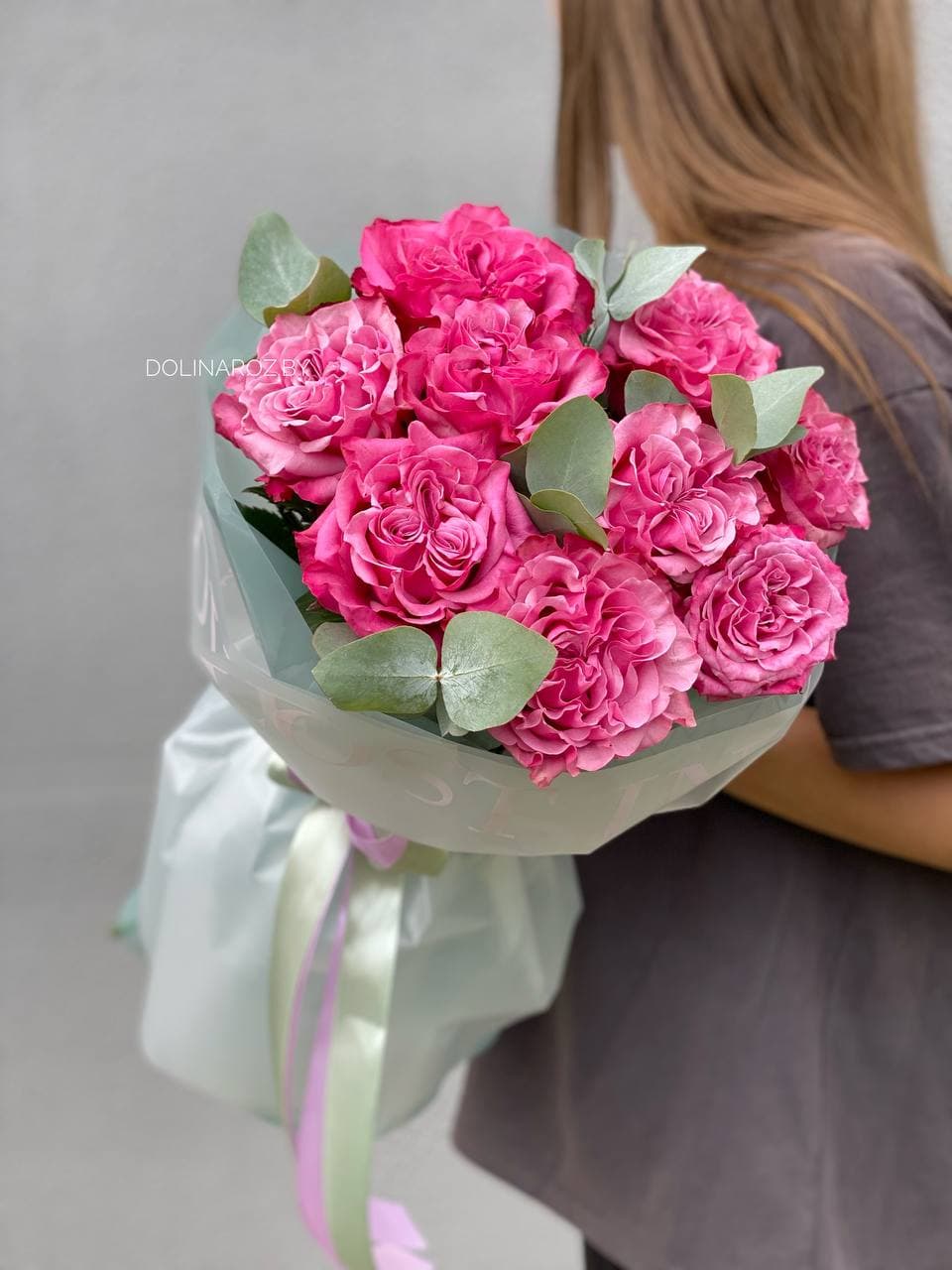 Bouquet of roses "Avenue"