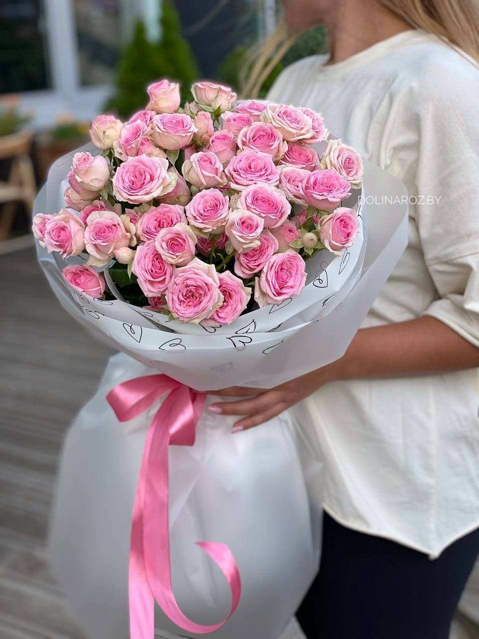 Букет кустовых роз «Динара 9»