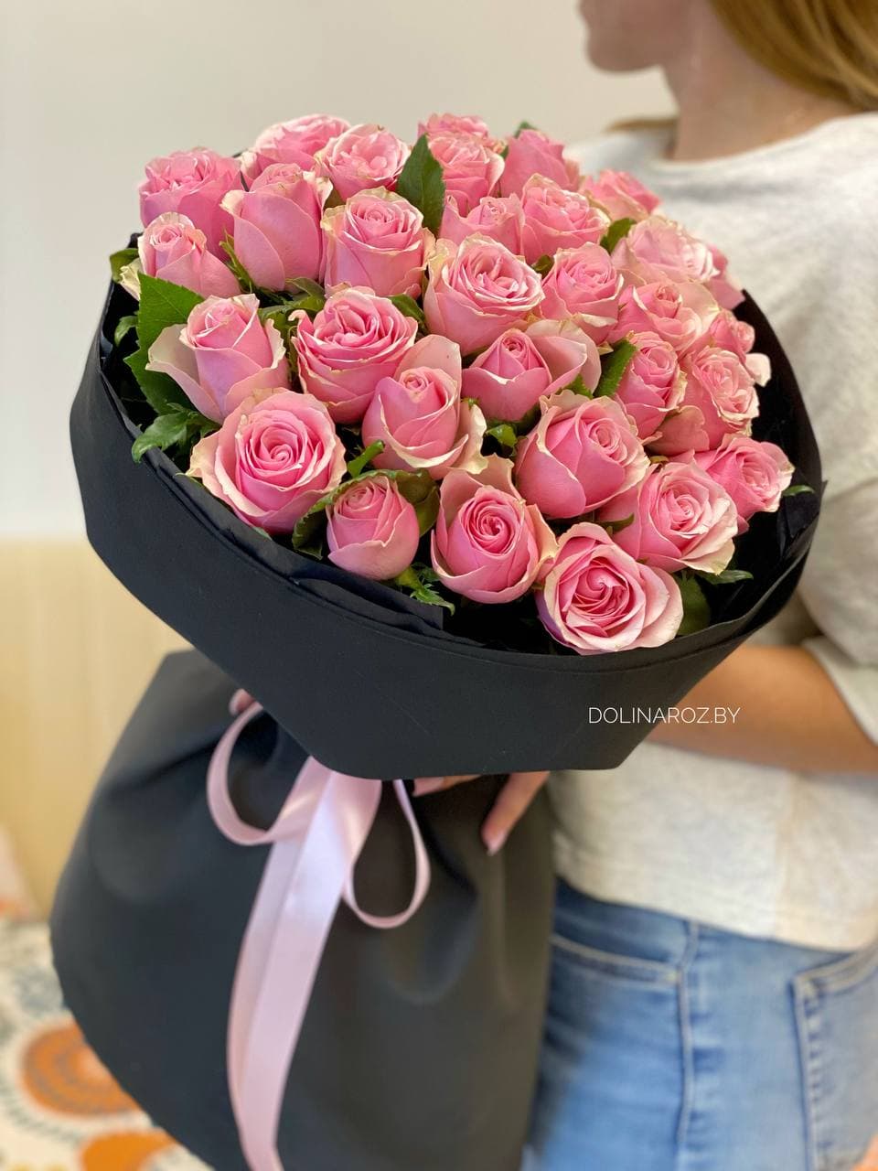 Bouquet of roses "Black Flamingo"