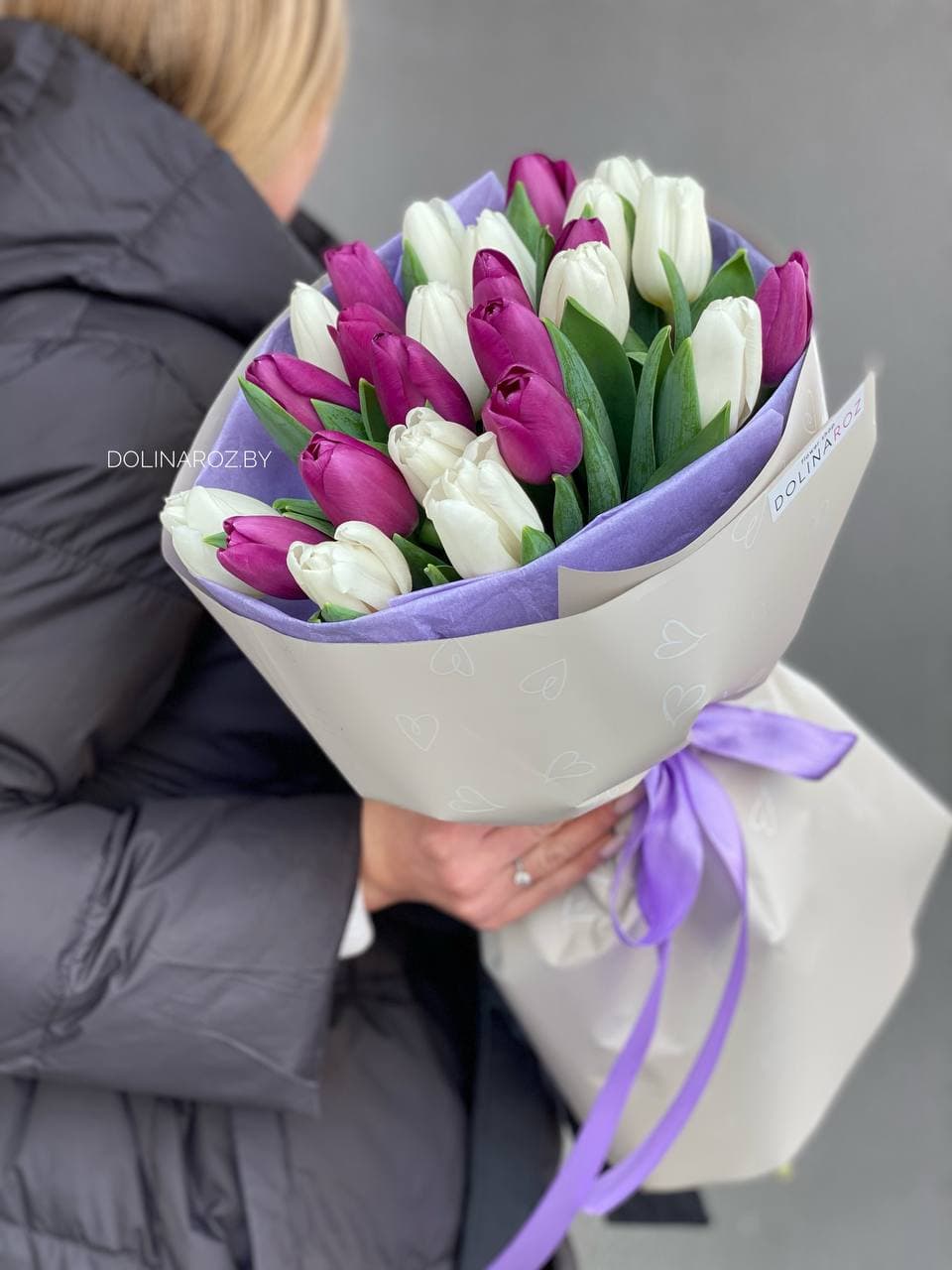 Букет тюльпанов «Бело-фиолетовый 25»