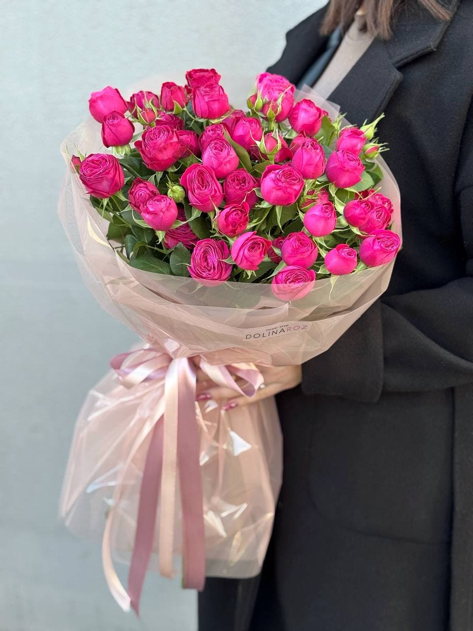 Букет кустовых роз "Дима Бомбастик 9"