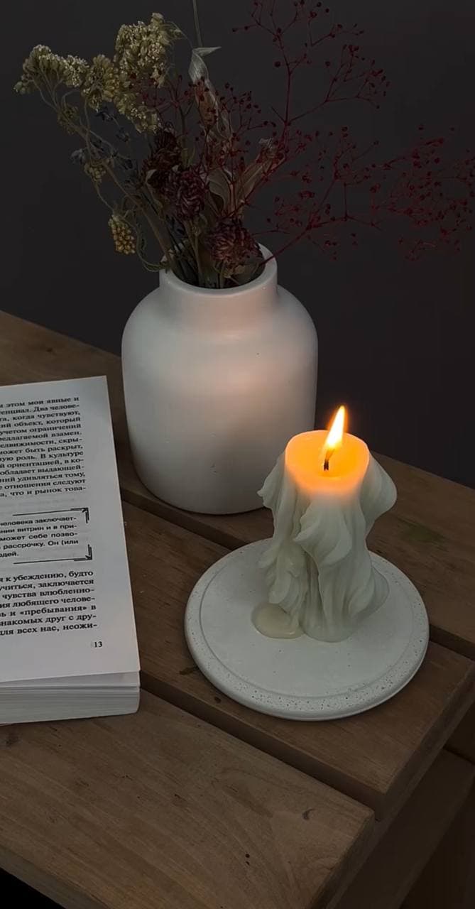 Veil Candle