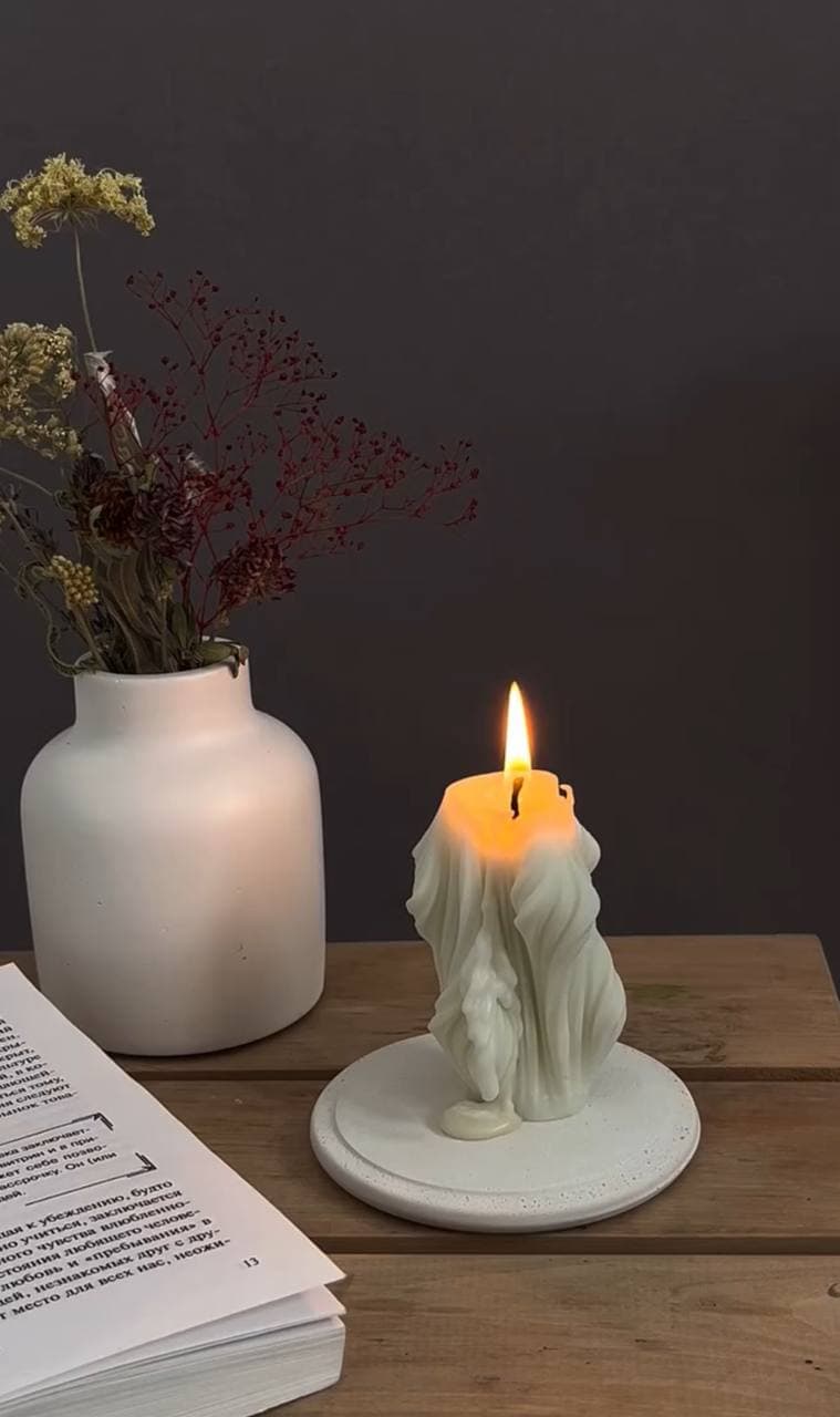 Veil Candle