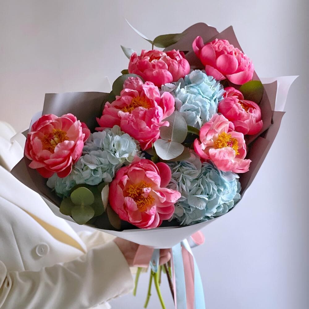 Составной букет "Воздушные пионы"