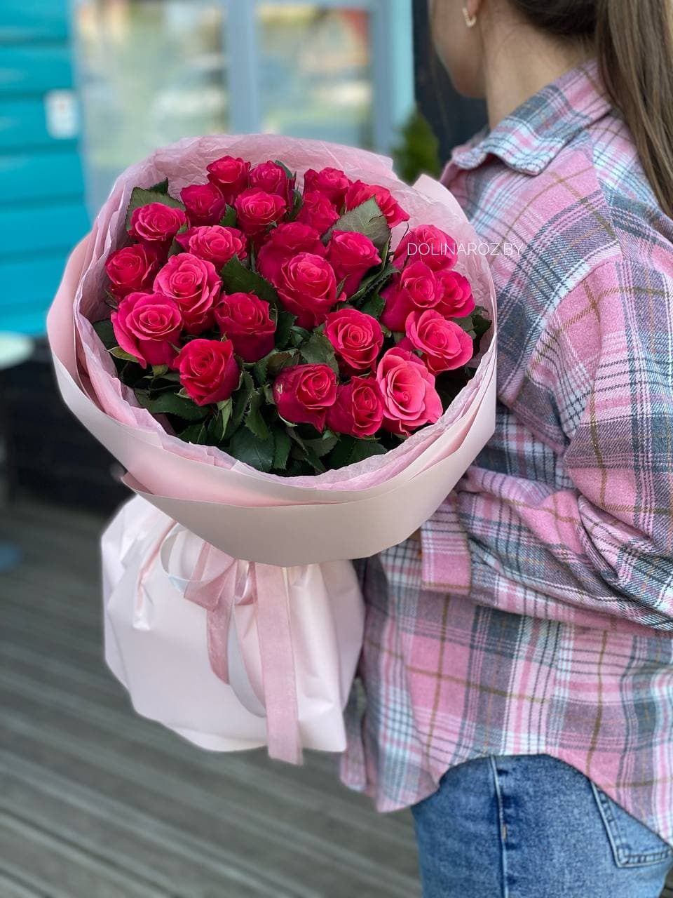Букет роз "25 Такацци с оформлением"