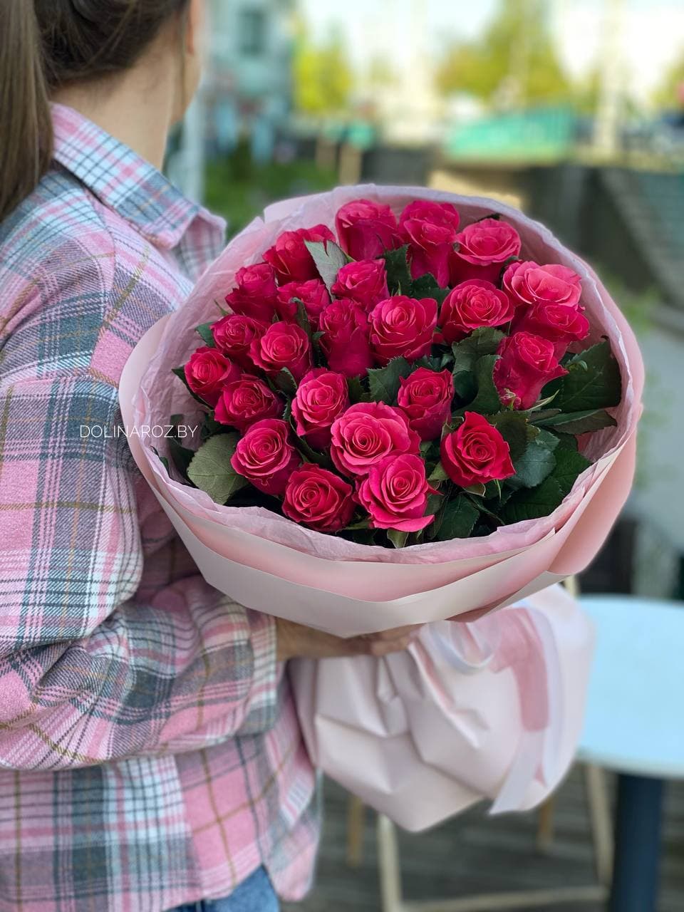 Букет роз "25 Такацци с оформлением"