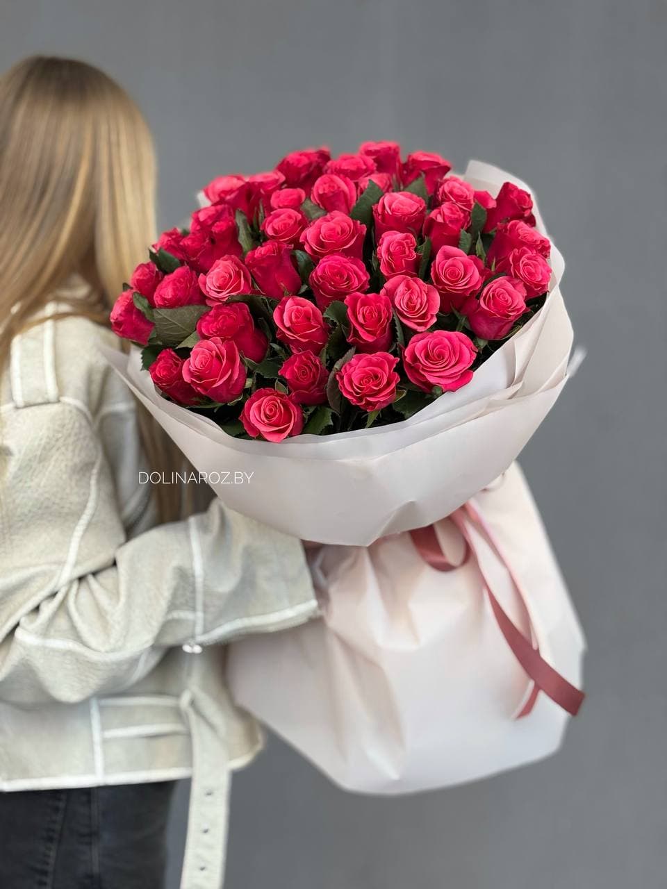 Букет роз «41 Такацци с оформлением»