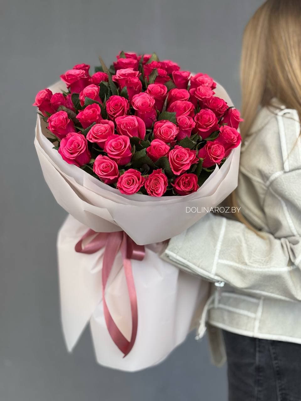 Букет роз «41 Такацци с оформлением»