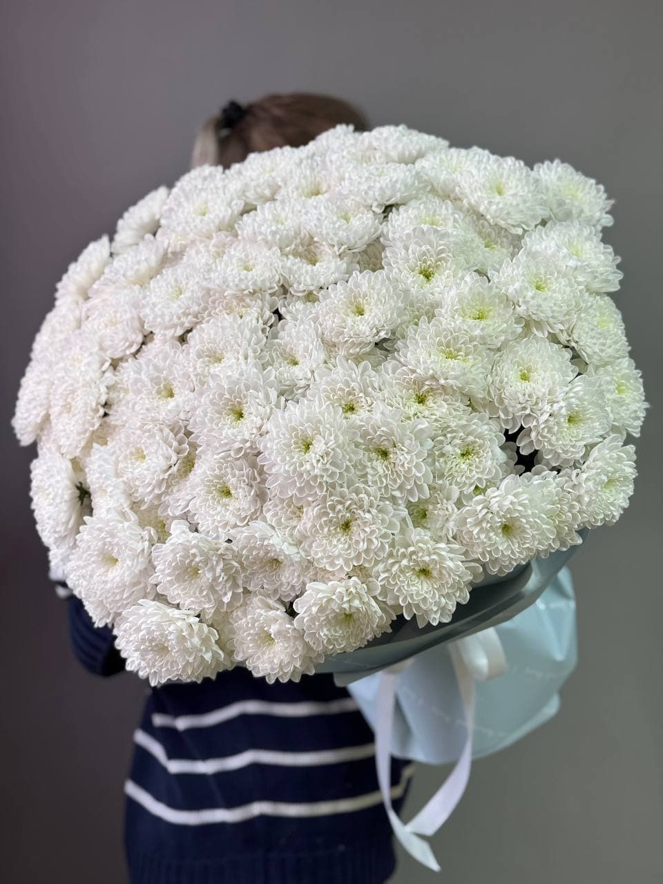 Bouquet of chrysanthemums "25 Altai"
