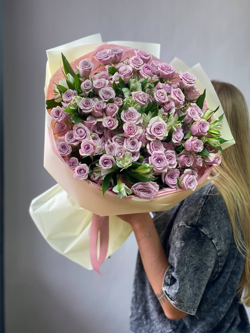 Составной букет "Лейла с альстромерией"