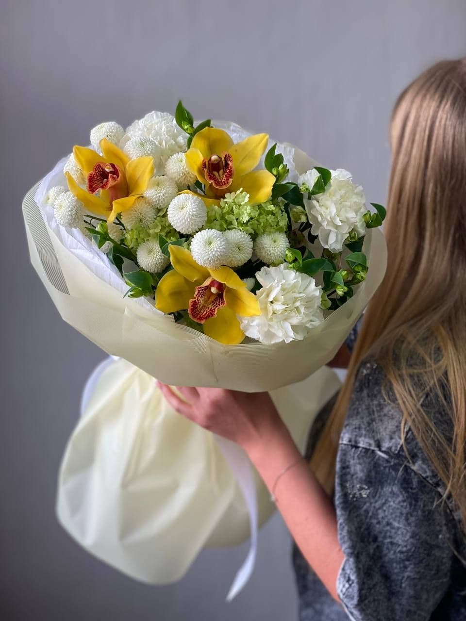 Composite bouquet "Quince"