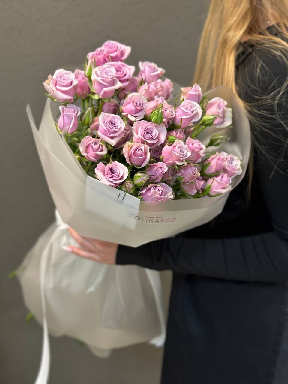 9 bush roses "Leila 9"