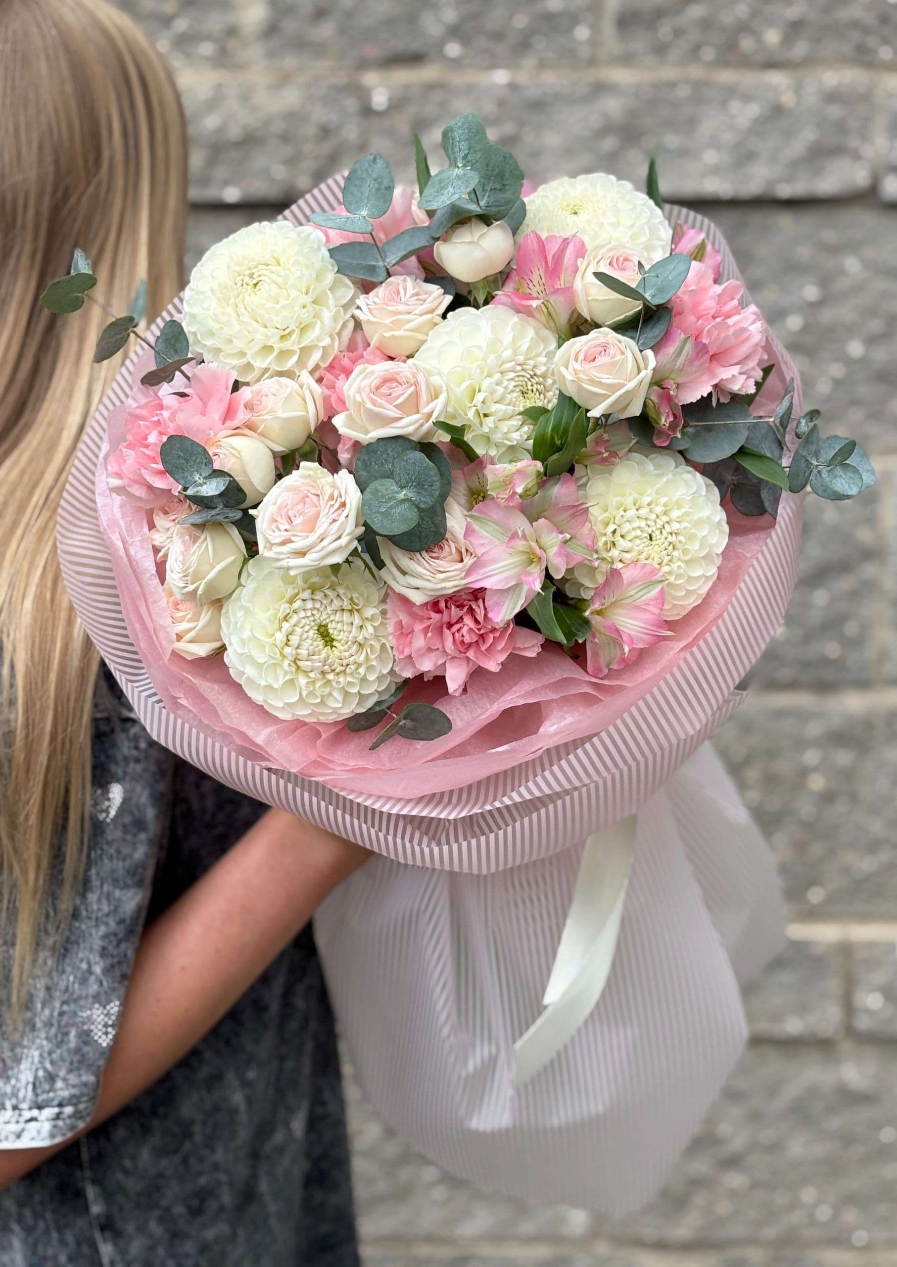 Composite bouquet "Tender marmalade"